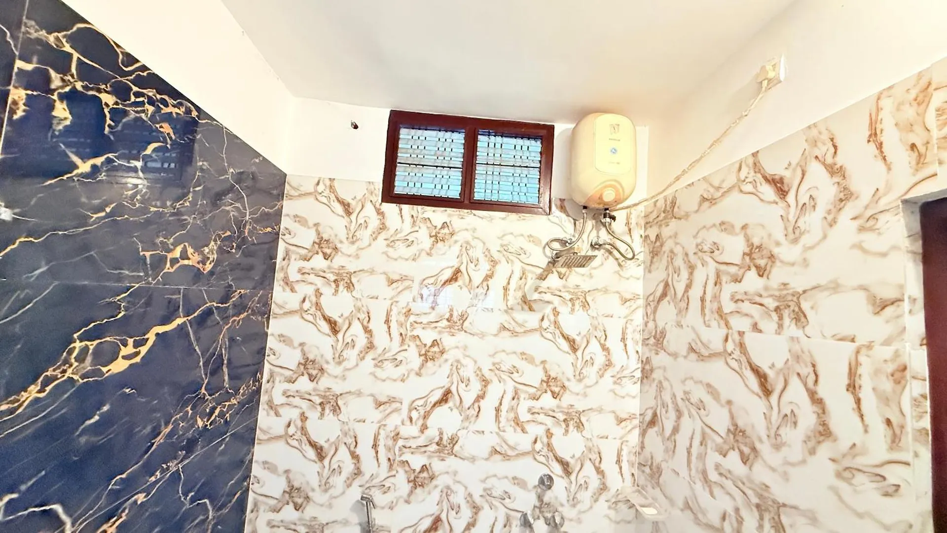 Luxury Stay In The Heart Of Vns Varanasi Guest house